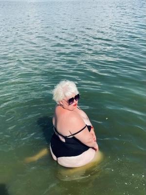 Xolam bilan jinsiy aloqa (ruscha video) Xotinini yashirincha sikadi